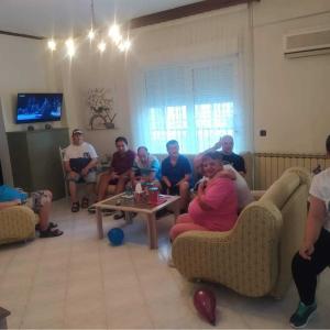  Γενέθλια στις στέγες υποστηριζόμενης διαβίωσης 