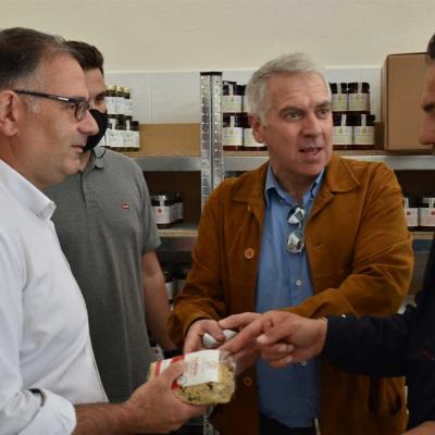  1 20220525 1742744113